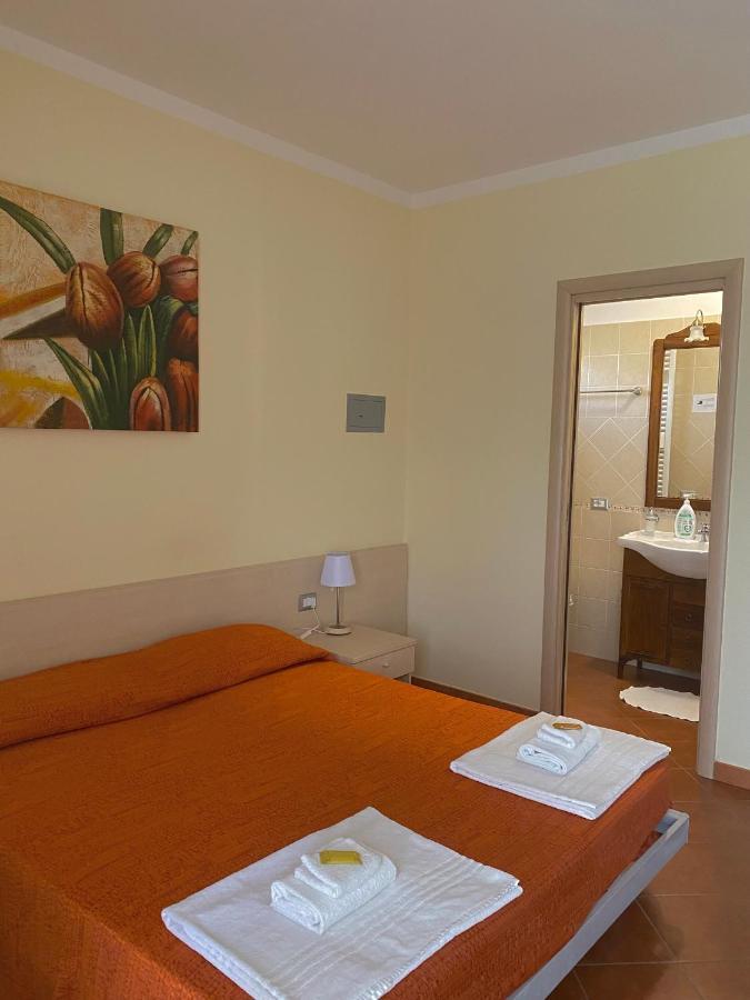 Il Nido Delle Rondini Bed & Breakfast Grottole ภายนอก รูปภาพ