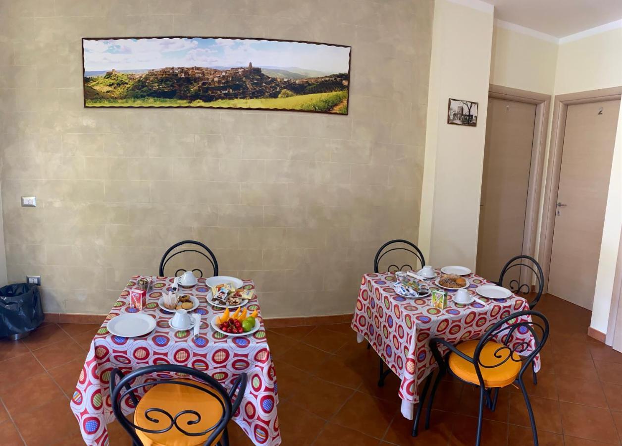 Il Nido Delle Rondini Bed & Breakfast Grottole ภายนอก รูปภาพ