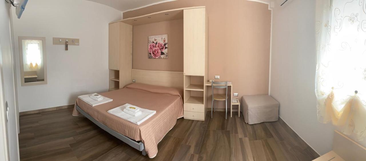 Il Nido Delle Rondini Bed & Breakfast Grottole ภายนอก รูปภาพ