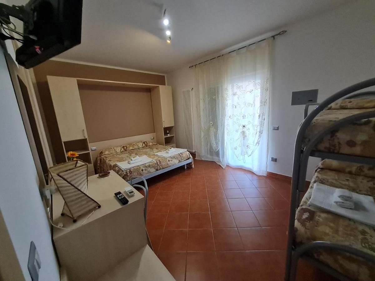 Il Nido Delle Rondini Bed & Breakfast Grottole ภายนอก รูปภาพ