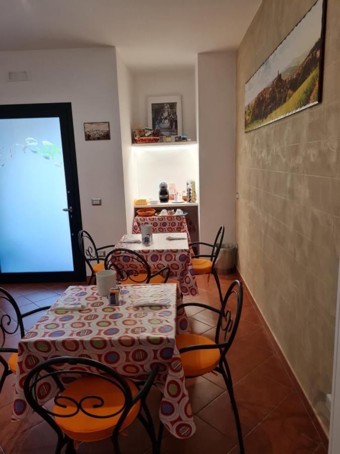 Il Nido Delle Rondini Bed & Breakfast Grottole ภายนอก รูปภาพ